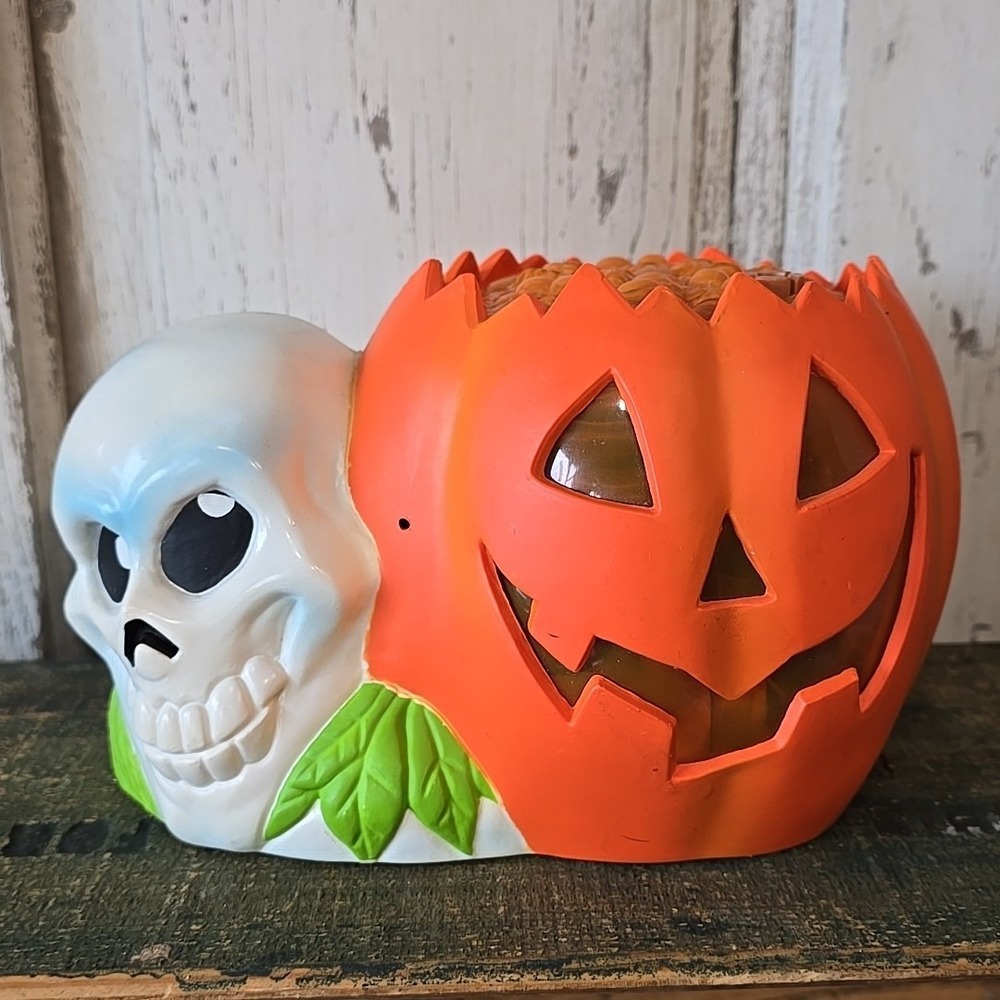 VTGβ Trendmasters 1997 Casper the Friendly Ghost Sound Light Spins Pumpkin READ